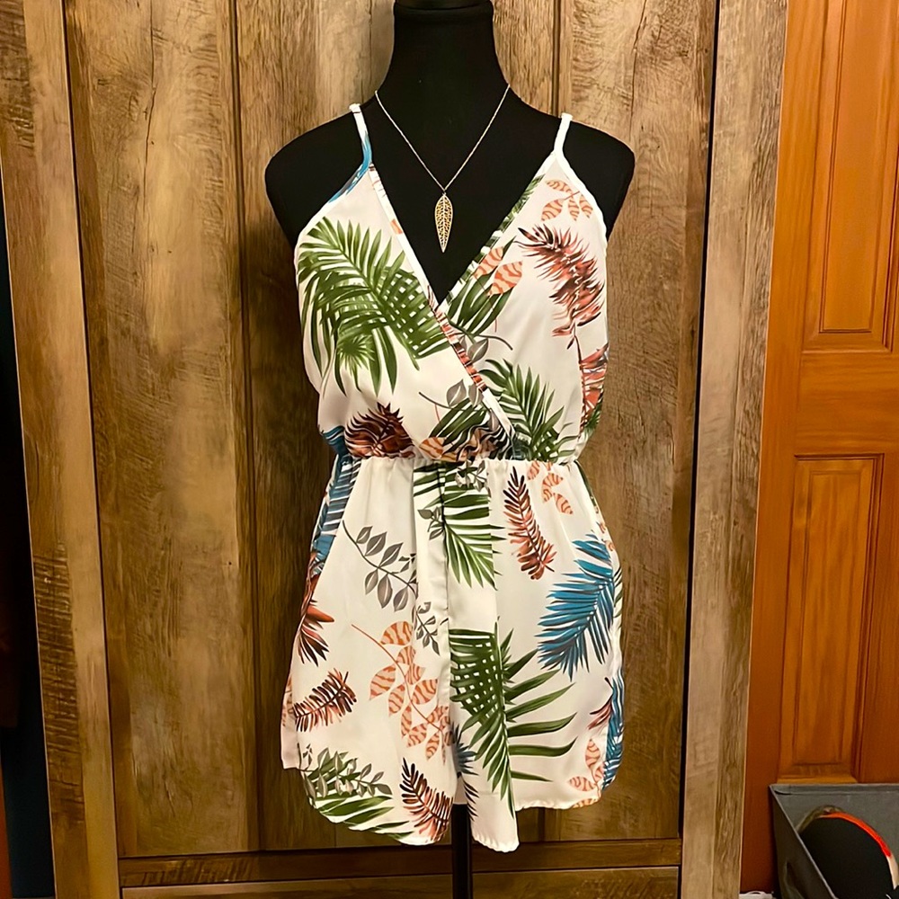 SheIn Women's Tropical Cami Rompers Sleeveless V Neck, White Tropical Plants